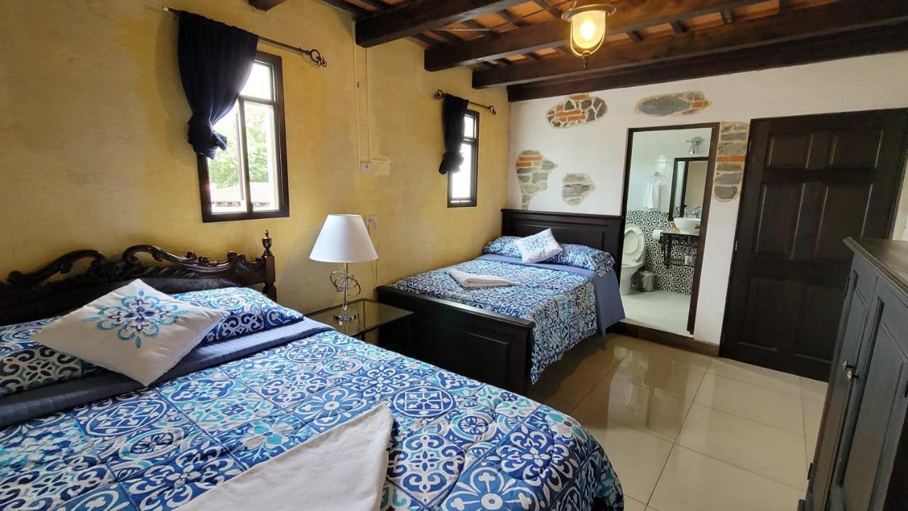 La Capitania Hotel Antigua Bagian luar foto